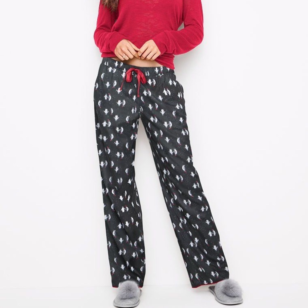 Victoria’s Secret Flannel Pajama Bottoms